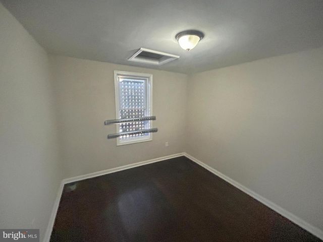 222 N HILTON ST, Baltimore, MD 21229