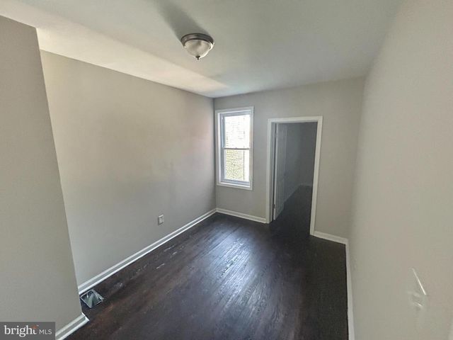 222 N HILTON ST, Baltimore, MD 21229