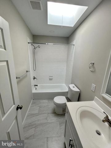 222 N HILTON ST, Baltimore, MD 21229