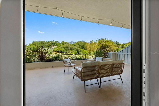 220 BELLEVIEW BOULEVARD 108, Belleair, FL 33756