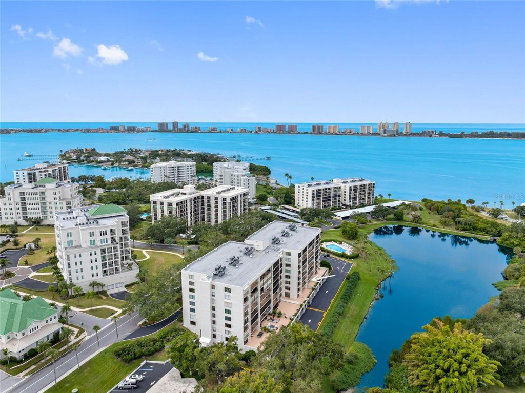 220 BELLEVIEW BOULEVARD 108, Belleair, FL 33756