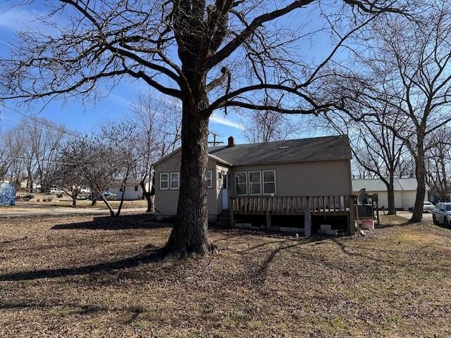 415 N Grand Street, Willow Springs, MO 65793