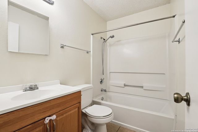 8330 Bent Meadow, Converse, TX 78109