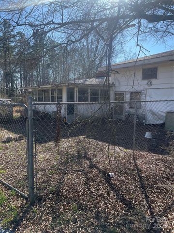 37254 BARNHARDT Road, New London, NC 28127