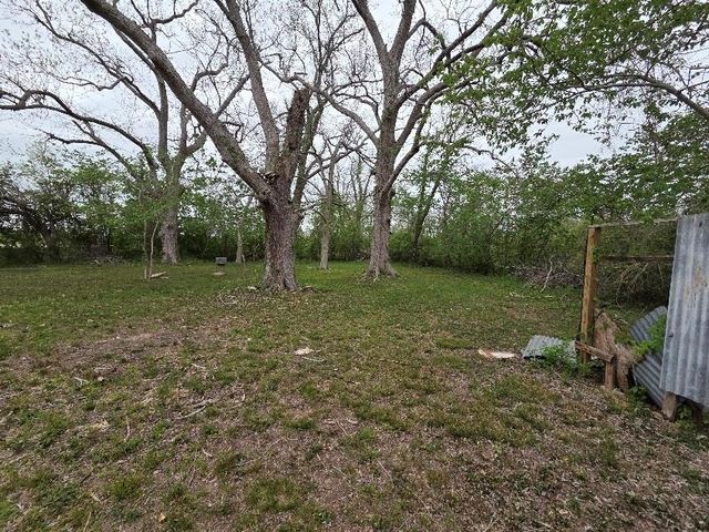 9706 Fm-102, Wharton, TX 77488