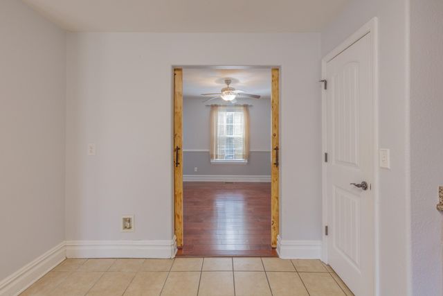 959 Lower Mill Road, Hixson, TN 37343