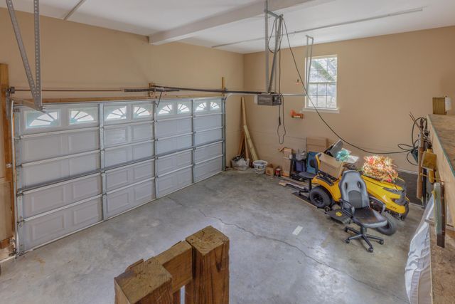 959 Lower Mill Road, Hixson, TN 37343