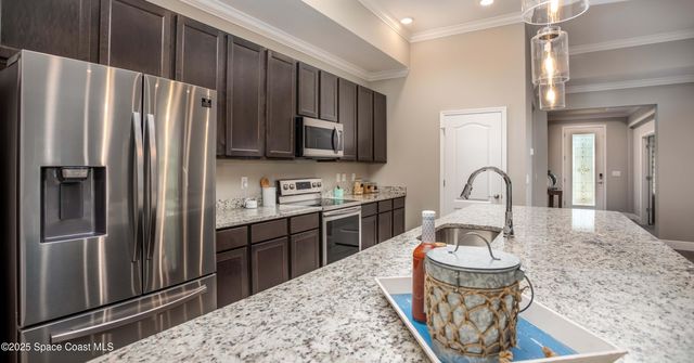 437 Ocala Street SW, Palm Bay, FL 32908