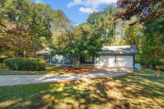 108 Oaklake Court, Fuquay Varina, NC 27526