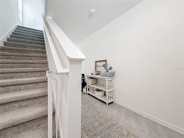 33568 BARBERRY LEAF WAY, Wesley Chapel, FL 33543