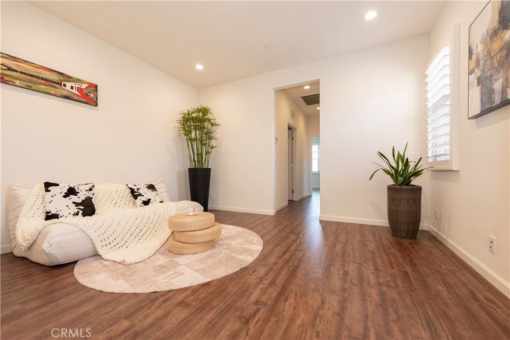 Image 17 of property listing at 59 Fairymoss, Irvine, CA 92620