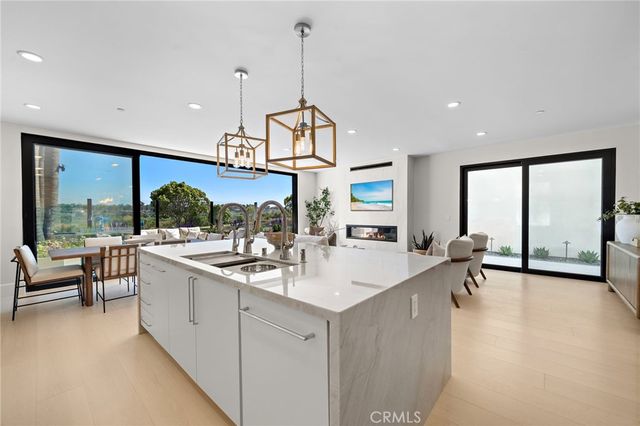 66 Cormorant, Newport Beach, CA 92660