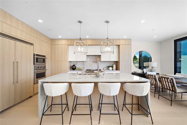 66 Cormorant, Newport Beach, CA 92660