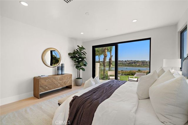 66 Cormorant, Newport Beach, CA 92660