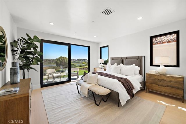 66 Cormorant, Newport Beach, CA 92660