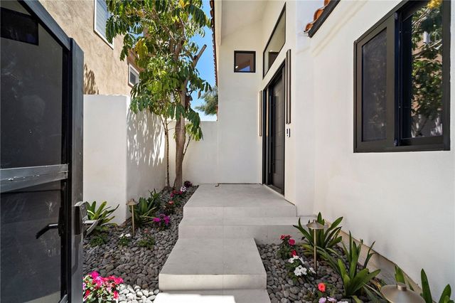 66 Cormorant, Newport Beach, CA 92660