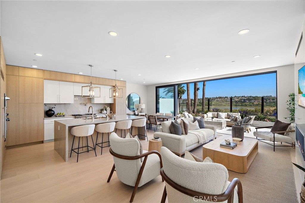 66 Cormorant, Newport Beach, CA 92660