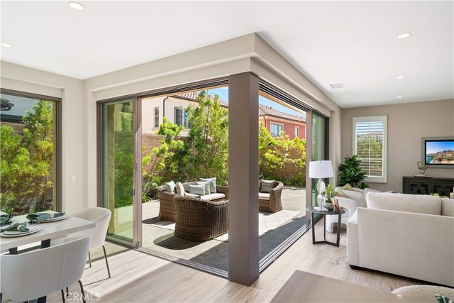 116 Tritone, Irvine, CA 92602