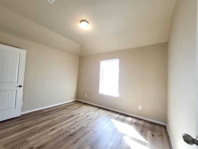 1906 Howth Avenue, Houston, TX 77051