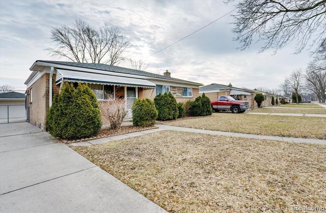 32536 Warner Drive, Warren, MI 48092