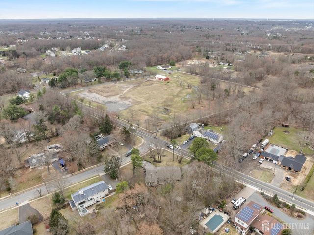 1 Garvey Drive, Monroe, NJ 08831