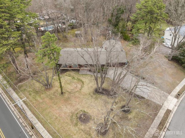 1 Garvey Drive, Monroe, NJ 08831