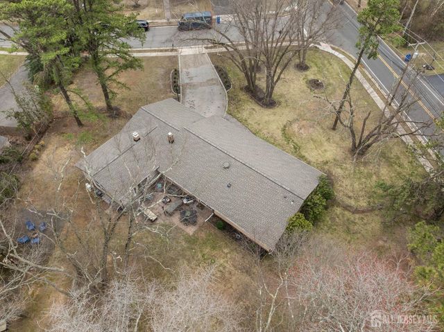 1 Garvey Drive, Monroe, NJ 08831