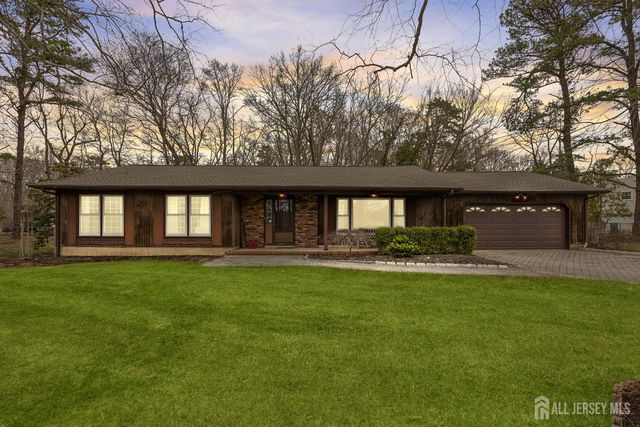 1 Garvey Drive, Monroe, NJ 08831