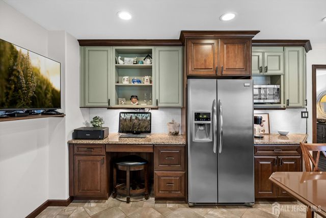 1 Garvey Drive, Monroe, NJ 08831