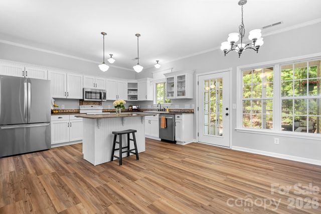 15877 Mallory Lane, Mount Pleasant, NC 28124