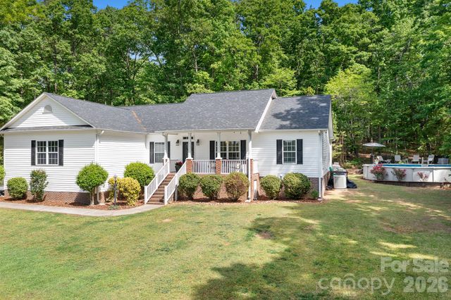 15877 Mallory Lane, Mount Pleasant, NC 28124