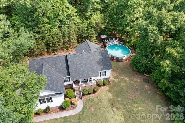 15877 Mallory Lane, Mount Pleasant, NC 28124