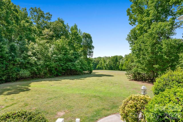 15877 Mallory Lane, Mount Pleasant, NC 28124