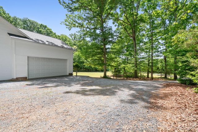 15877 Mallory Lane, Mount Pleasant, NC 28124