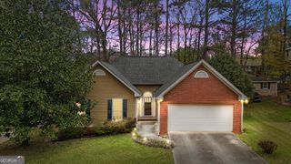 111 Greenpointe Way, Carrollton, GA 30117