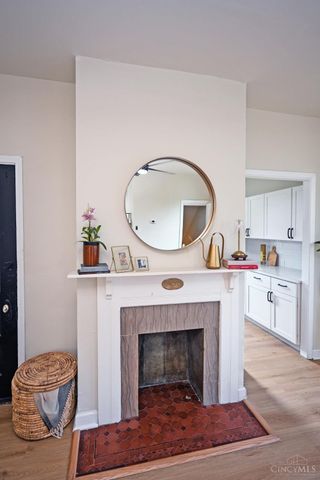 6211 Coleridge Avenue, Cincinnati, OH 45213