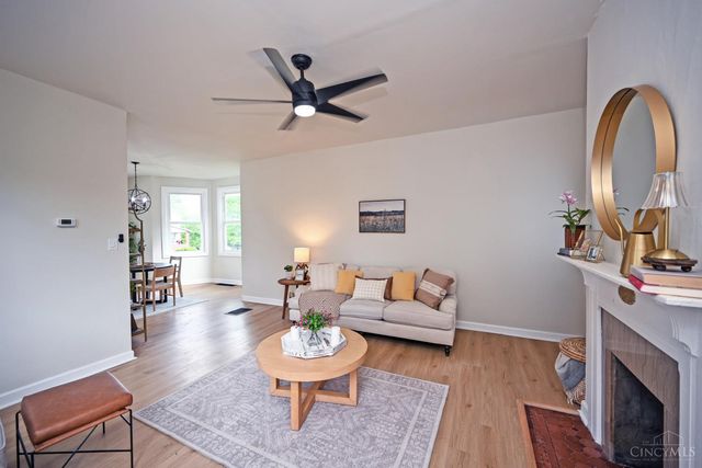 6211 Coleridge Avenue, Cincinnati, OH 45213