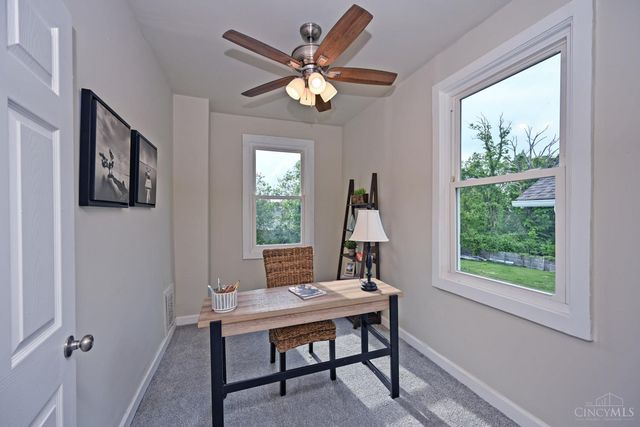 6211 Coleridge Avenue, Cincinnati, OH 45213