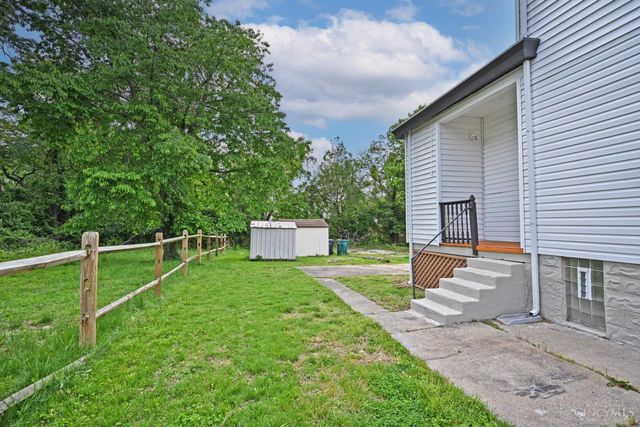 6211 Coleridge Avenue, Cincinnati, OH 45213