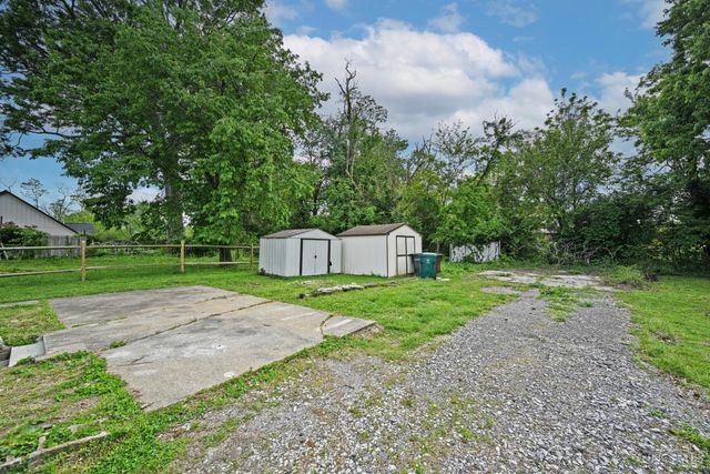 6211 Coleridge Avenue, Cincinnati, OH 45213
