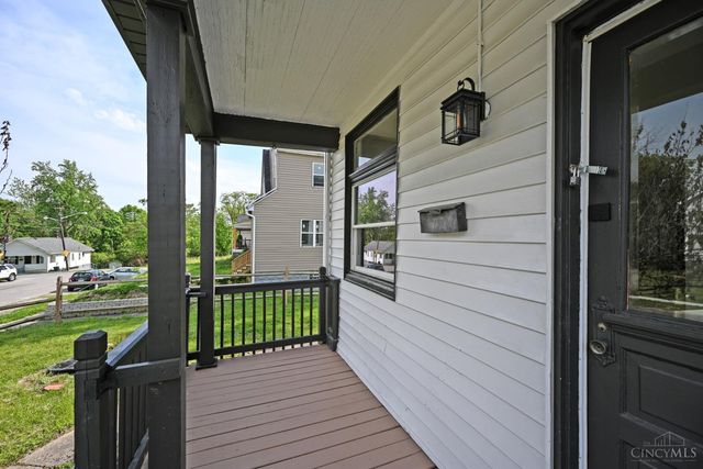 6211 Coleridge Avenue, Cincinnati, OH 45213