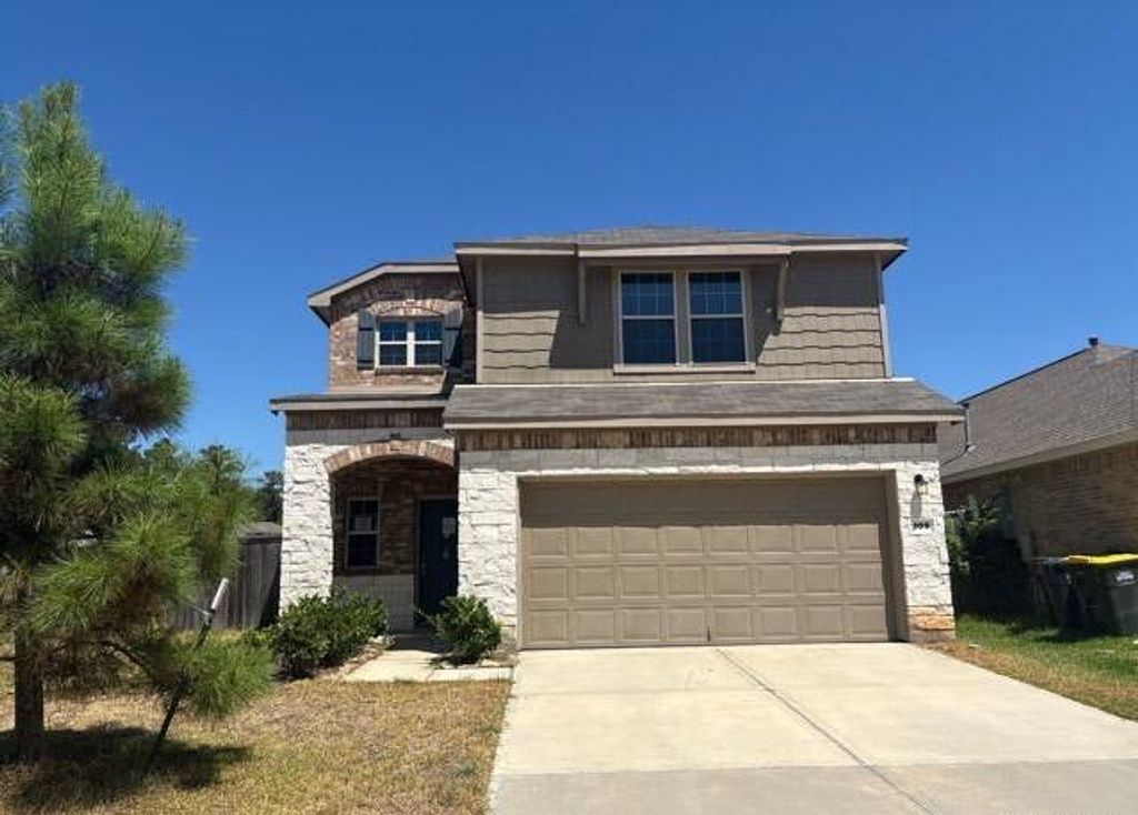 109 Chestnut Gate Drive, Willis, TX 77378