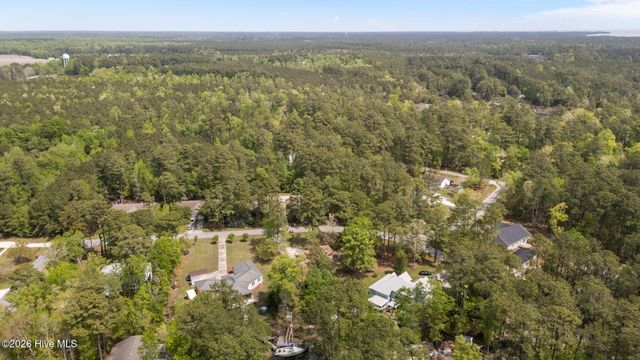 106 Whittaker Point Road, Oriental, NC 28571