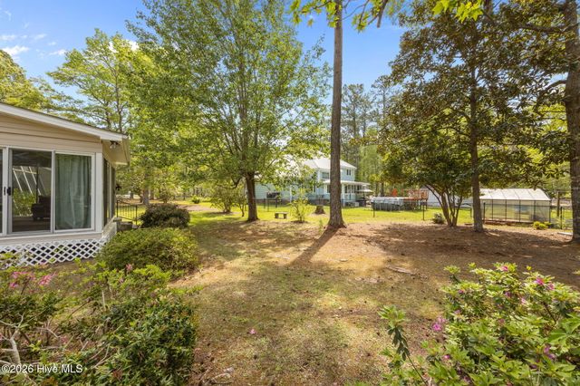 106 Whittaker Point Road, Oriental, NC 28571
