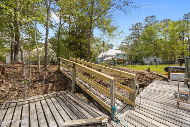 106 Whittaker Point Road, Oriental, NC 28571