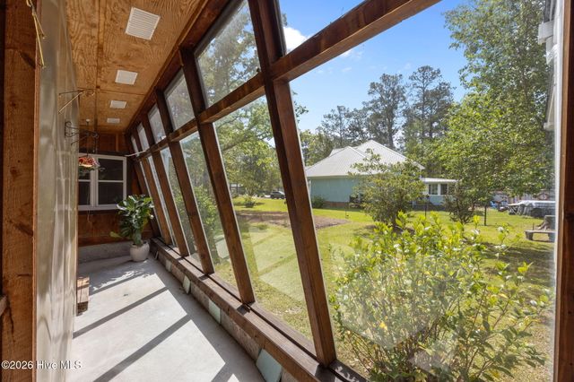 106 Whittaker Point Road, Oriental, NC 28571