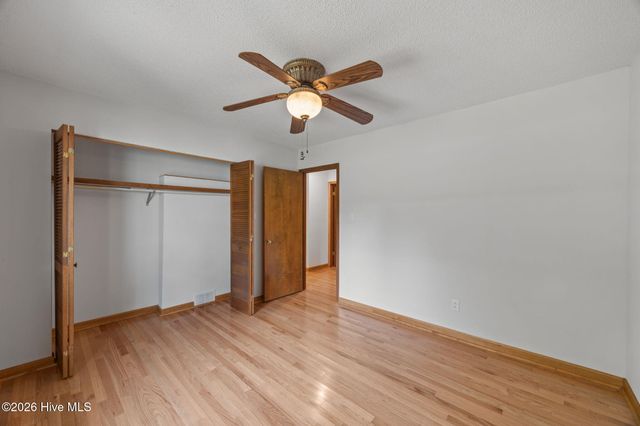 106 Whittaker Point Road, Oriental, NC 28571