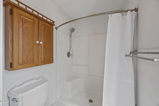 106 Whittaker Point Road, Oriental, NC 28571