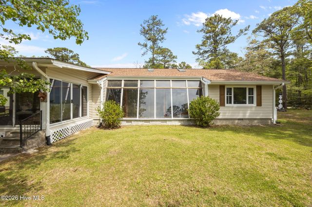 106 Whittaker Point Road, Oriental, NC 28571