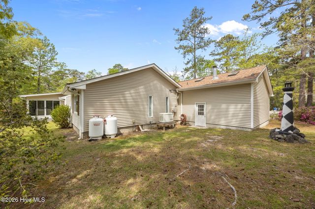 106 Whittaker Point Road, Oriental, NC 28571